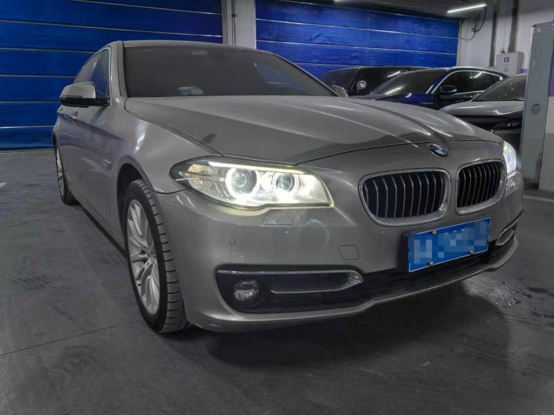 武汉17年宝马5系3