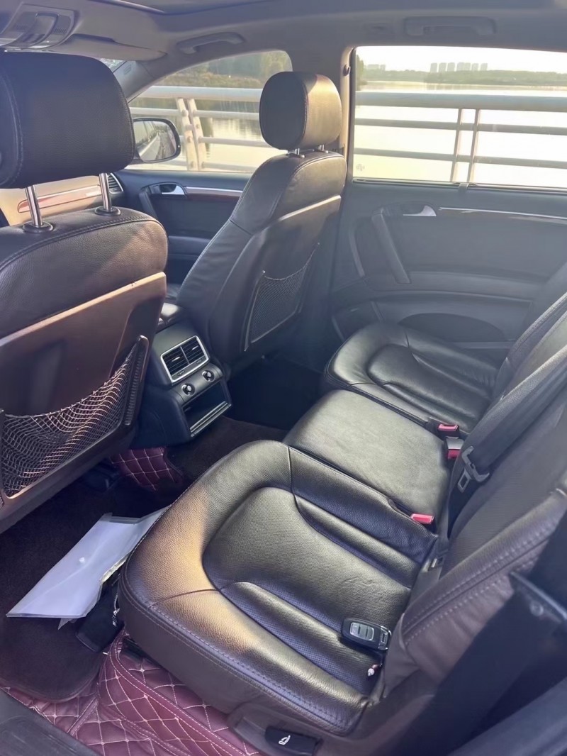 泰安14年奥迪Q77