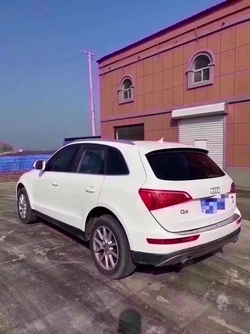 泰安13年奥迪Q58