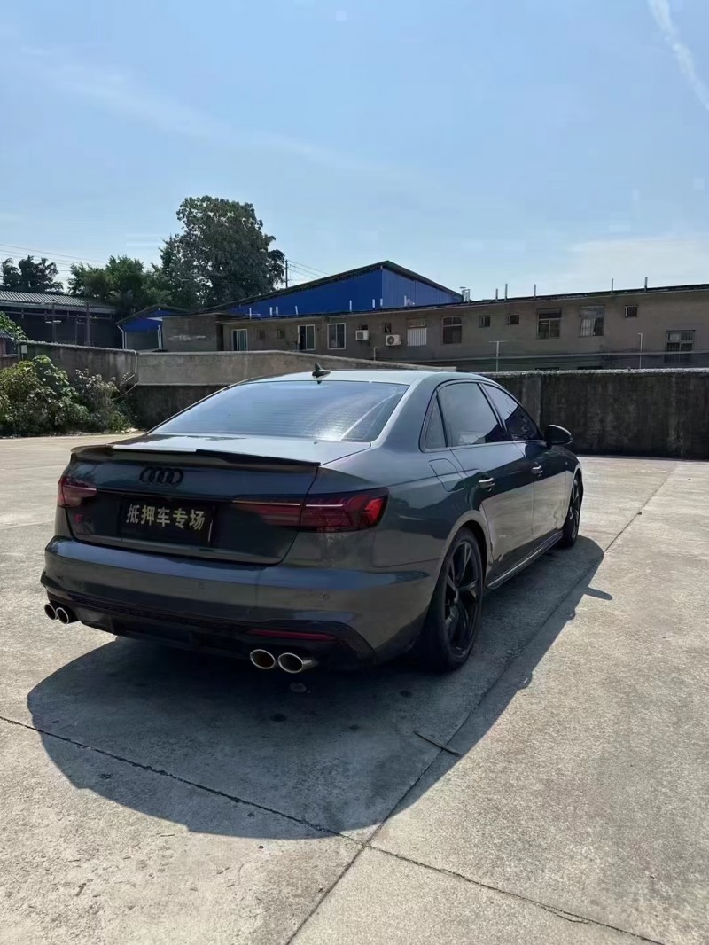 玉林20年奧迪A4L8