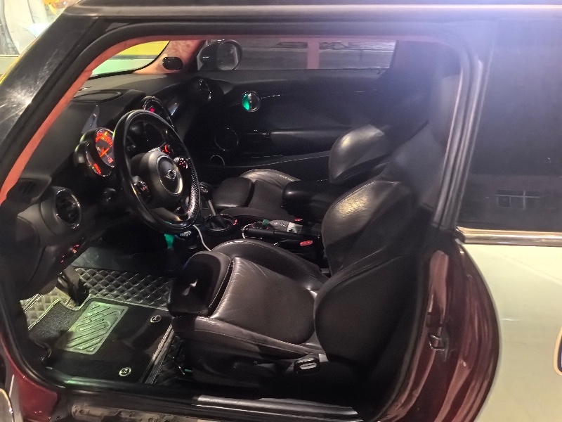 金華15年MINICooper3