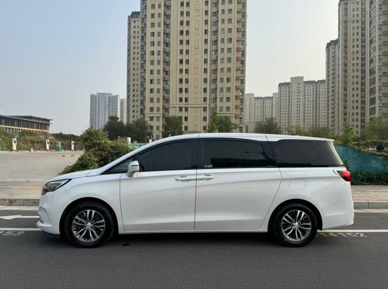 郑州20年别克GL86