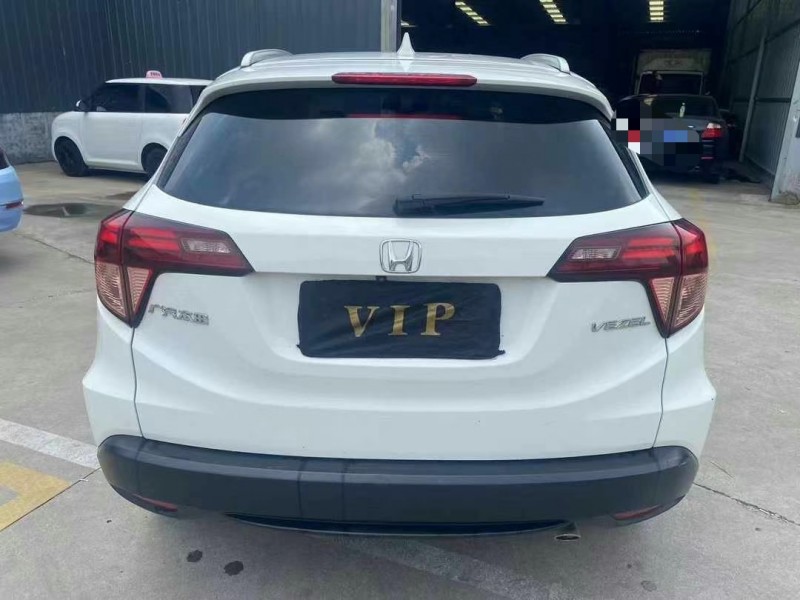 济宁17年本田缤智9