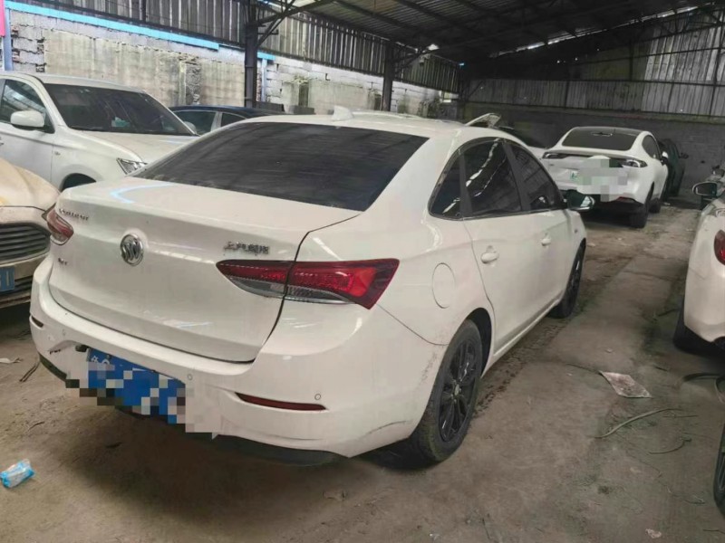 菏泽20年别克英朗7