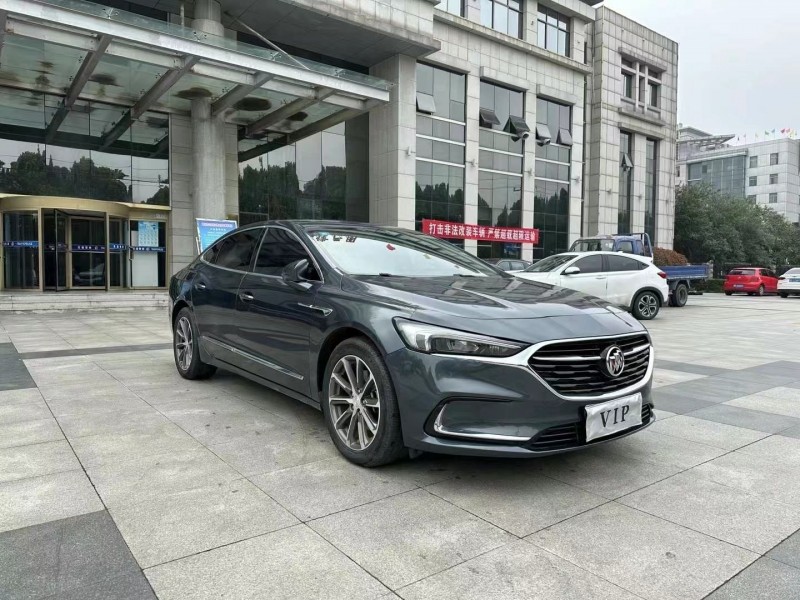 枣庄20年别克君越3