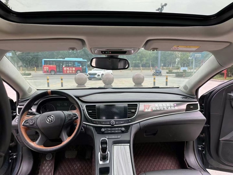 枣庄20年别克君越6