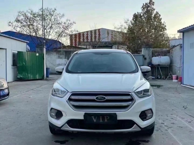 菏泽17年福特翼虎1