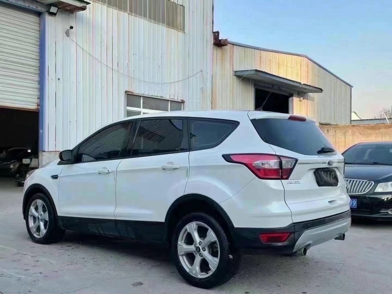 菏泽17年福特翼虎5