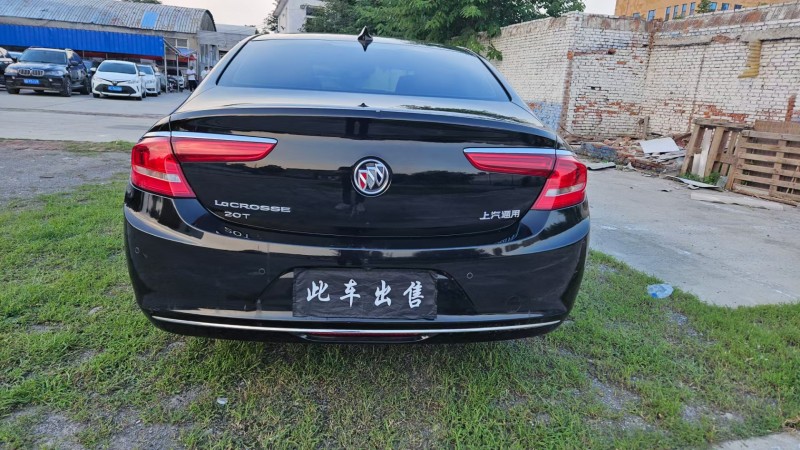 邢台18年别克君越9