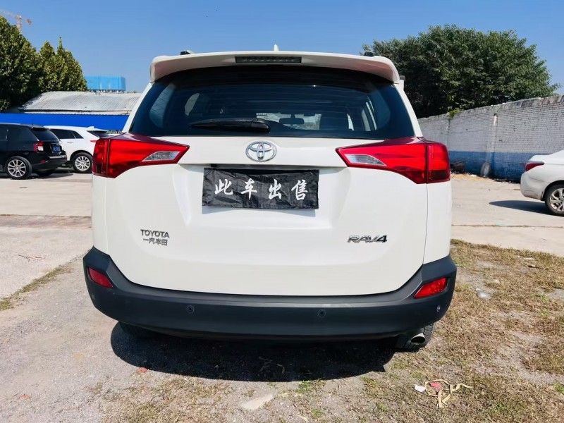 邢台16年丰田RAV48