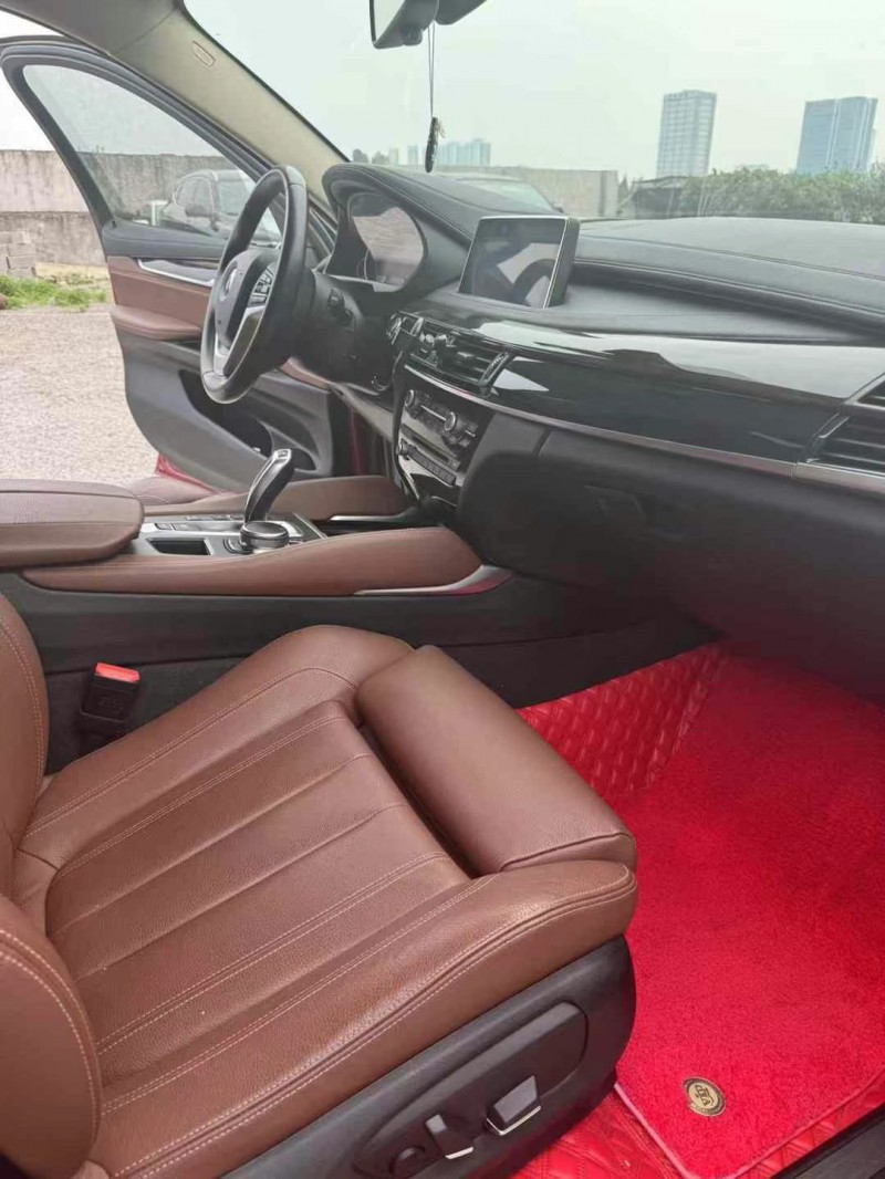 武汉19年宝马X68