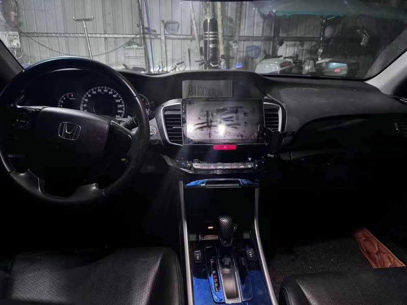 广州17年本田雅阁4