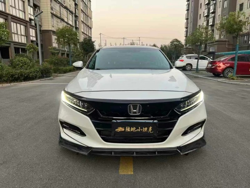 徐州19年本田雅阁1