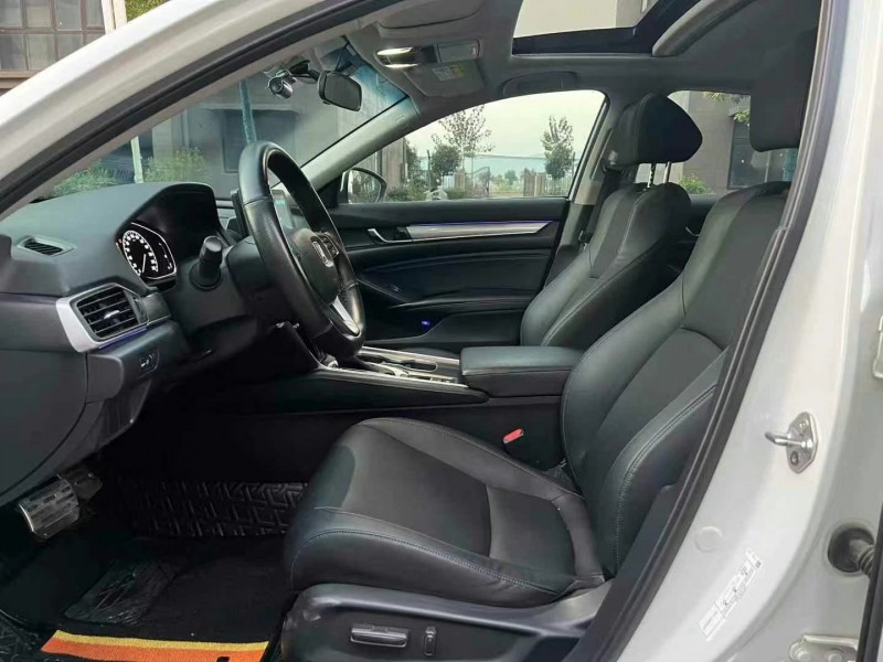 徐州19年本田雅阁6