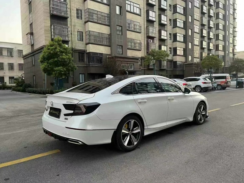 徐州19年本田雅阁7