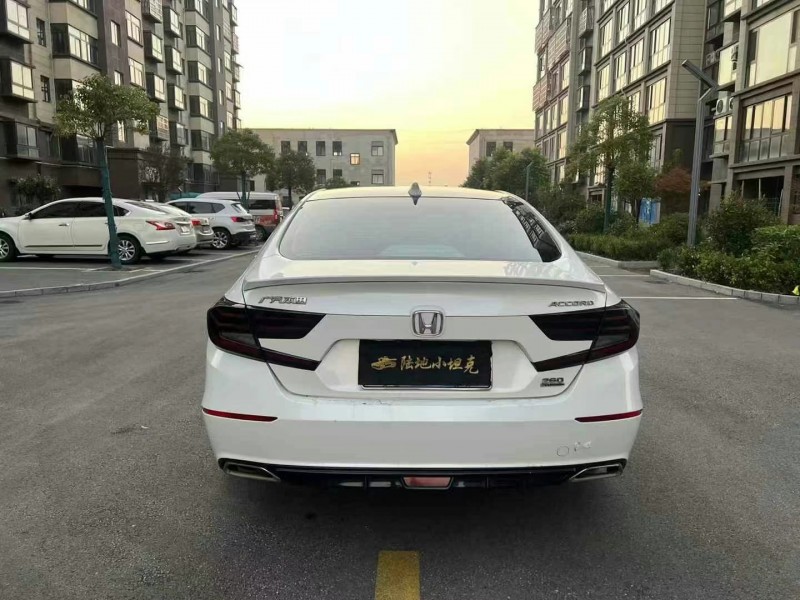 徐州19年本田雅阁9