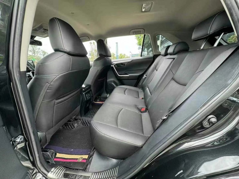 东莞23年丰田RAV4荣放6
