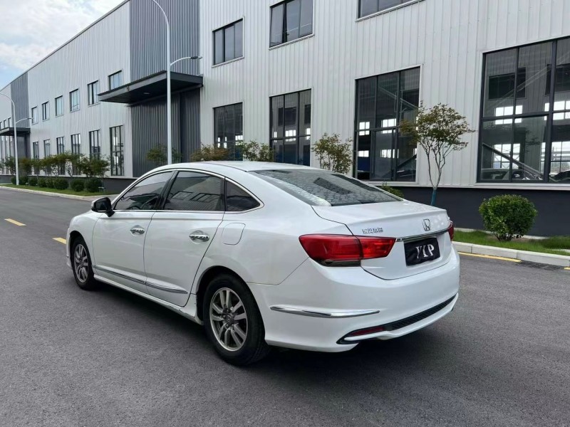 徐州16年本田思铂睿6