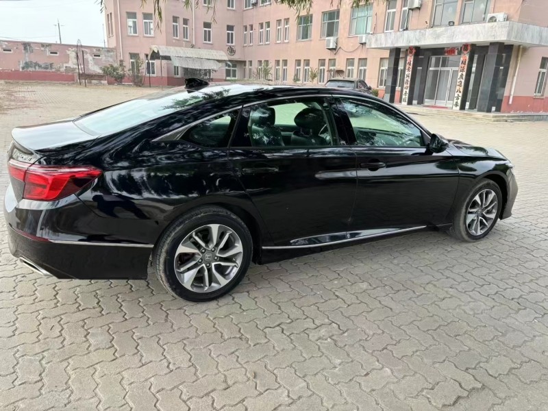 青岛20年本田英诗派8