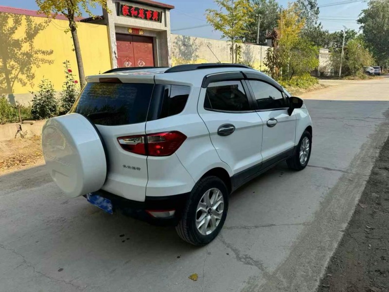 保定17年福特翼搏8