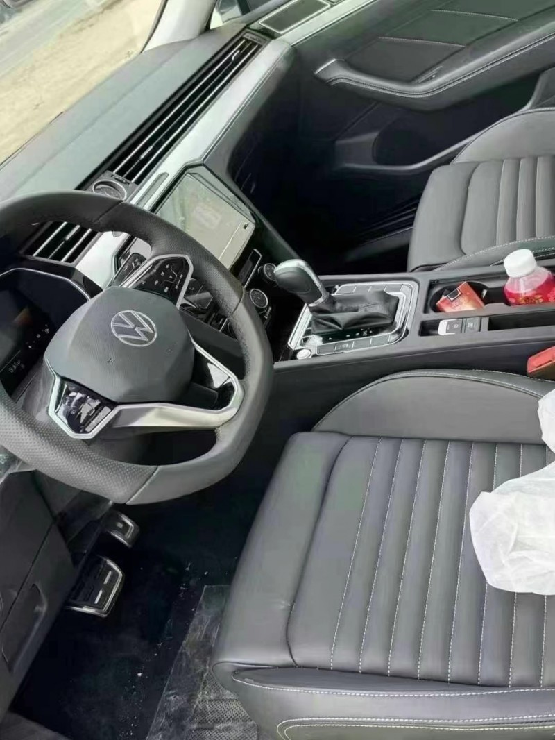 保定24年大众迈腾4