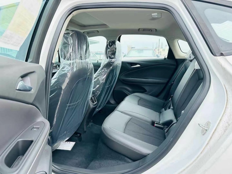 东莞20年别克威朗4