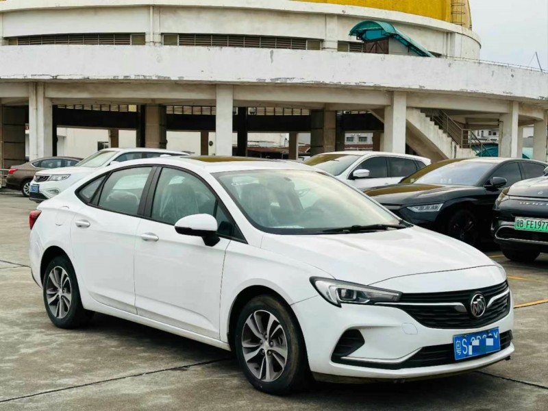 东莞20年别克威朗5