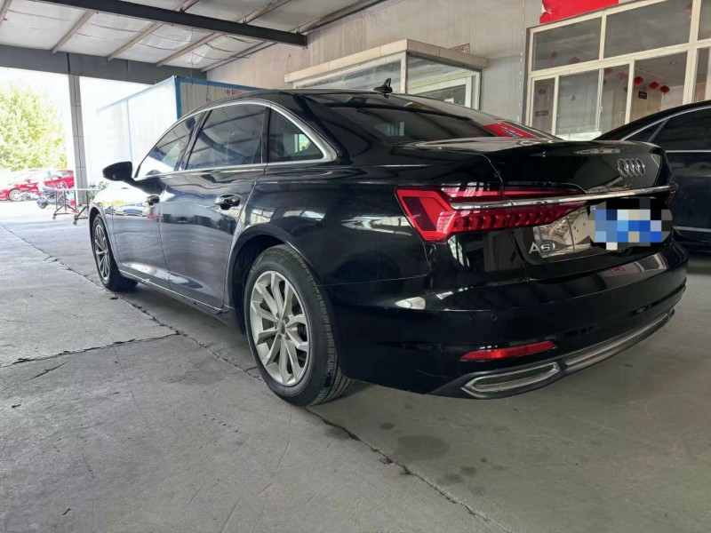 济宁19年奥迪A6L4