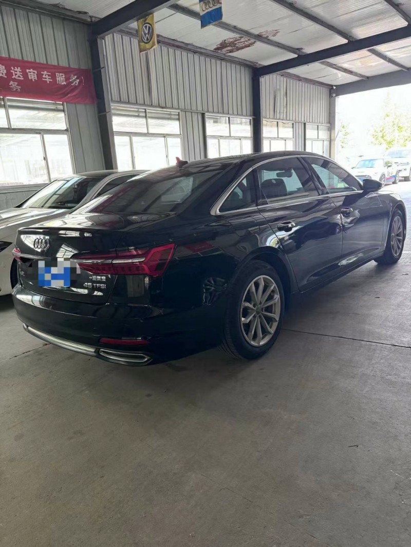 济宁19年奥迪A6L9