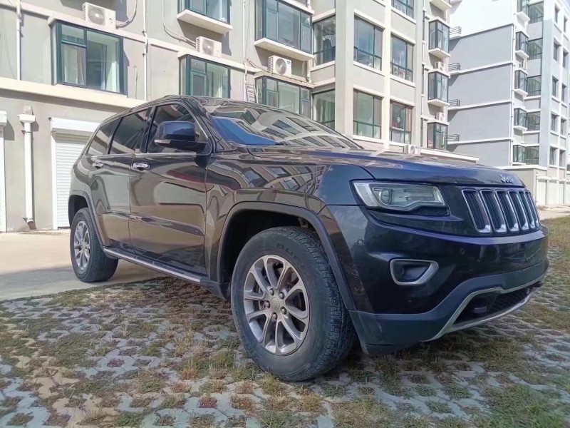 威海16年Jeep大切諾基3