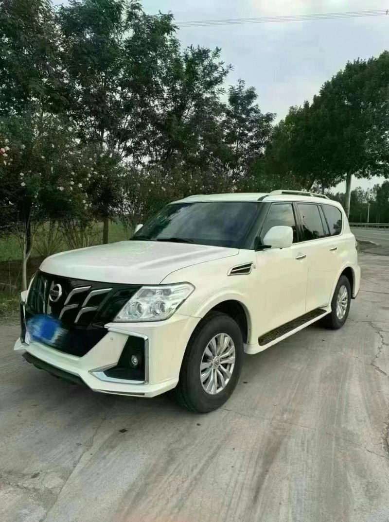 潍坊18年日产途乐3