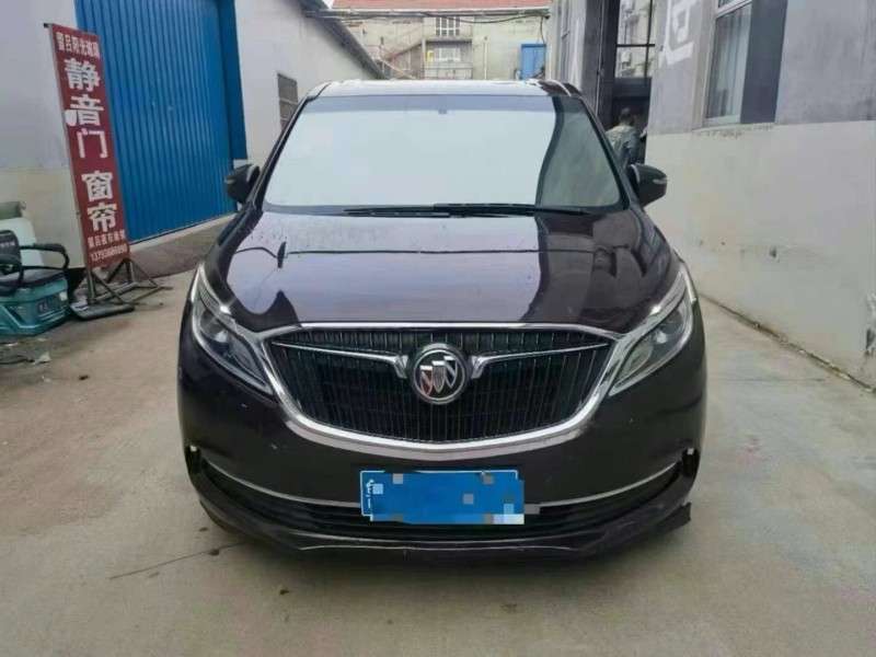 济宁17年别克GL81