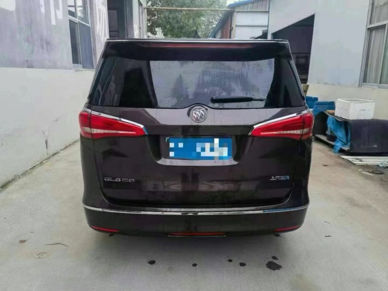 济宁17年别克GL89