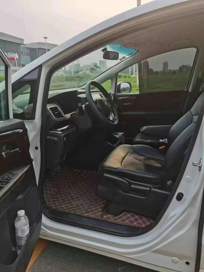 保定21年本田奥德赛7