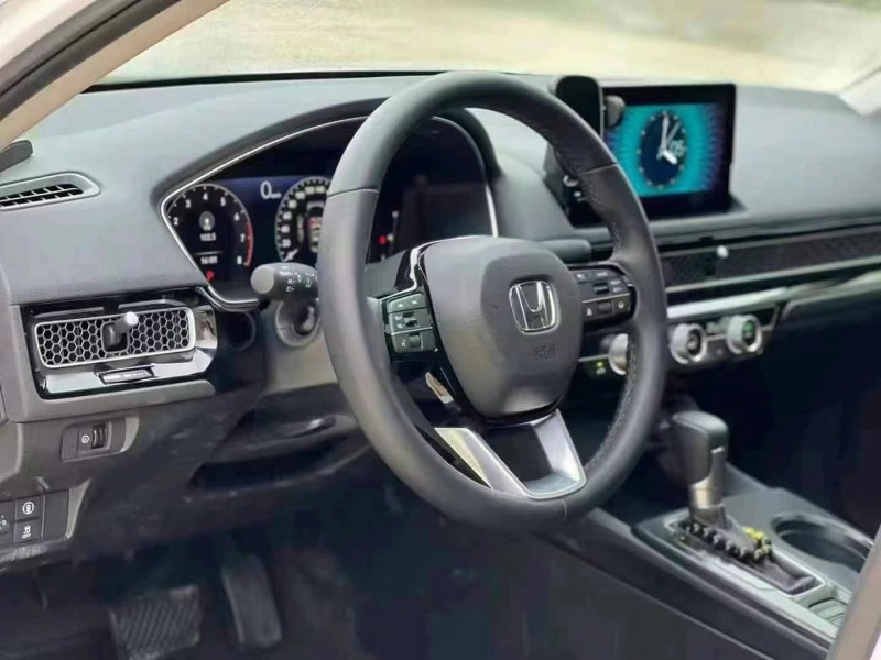 汕头23年本田型格4