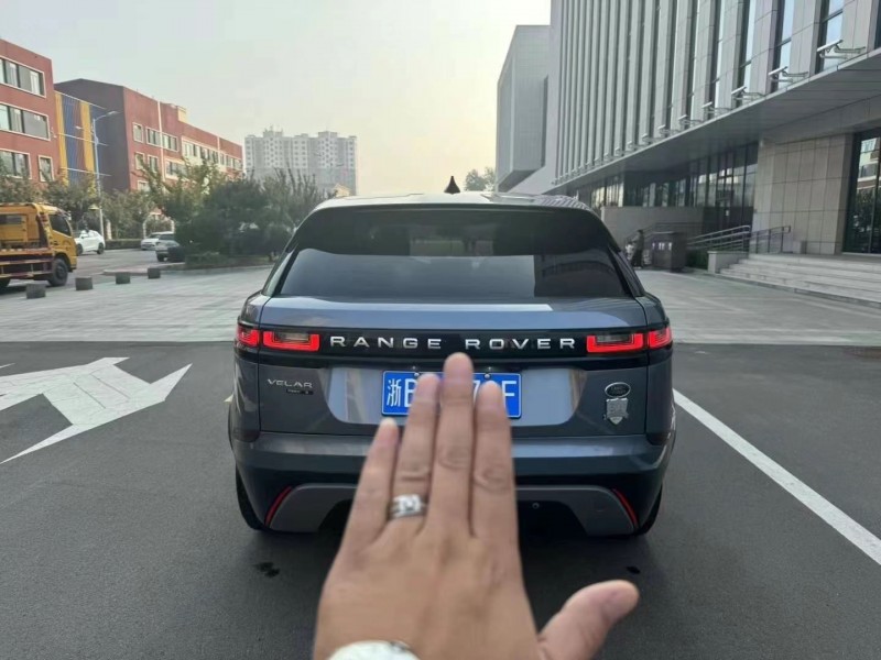 泰安18年路虎揽胜星脉9