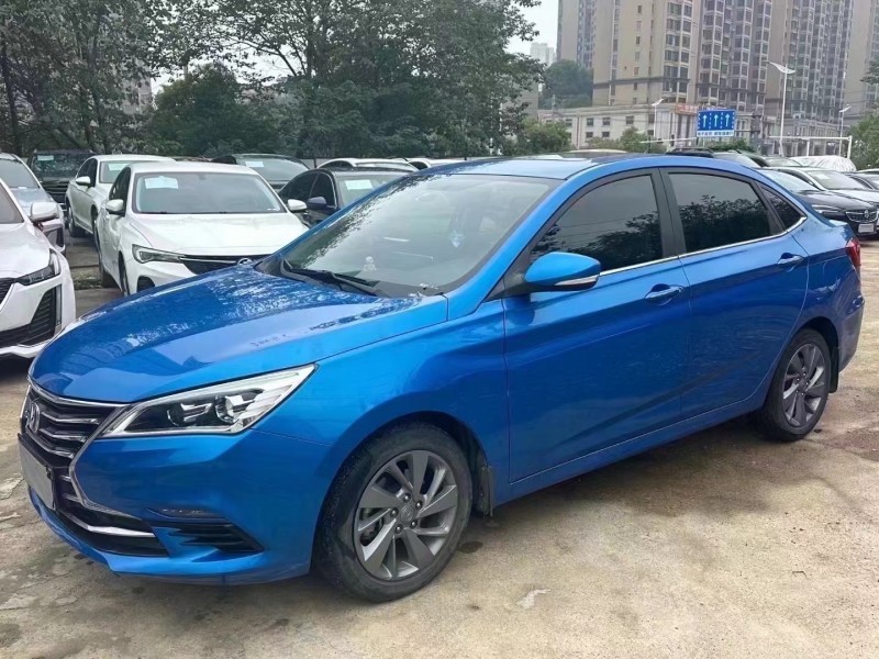 衡陽19年長安汽車逸動9