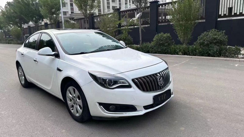 济宁16年别克君威3