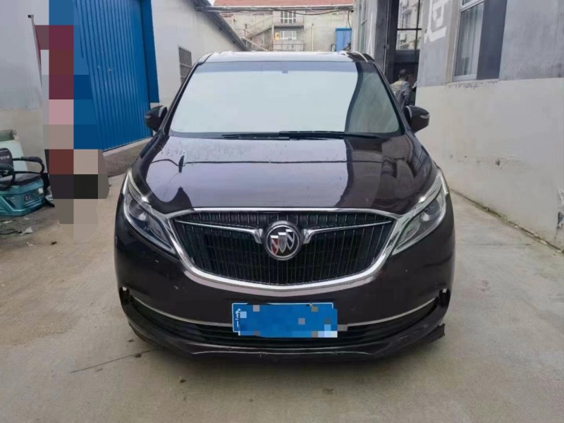 济宁17年别克GL81