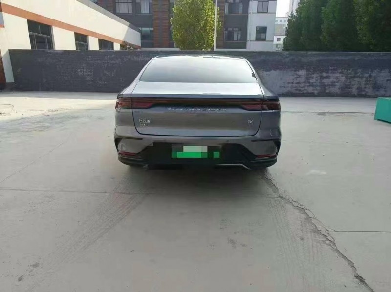 泰安22年比亚迪汉5