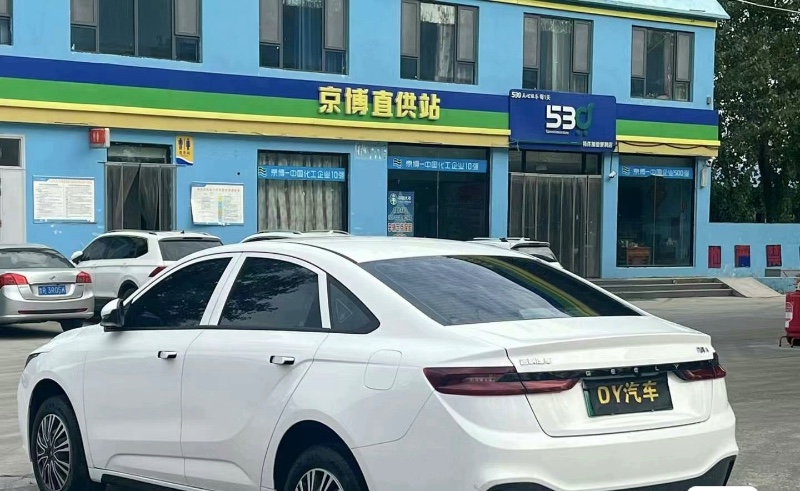 南通23年吉利幾何2