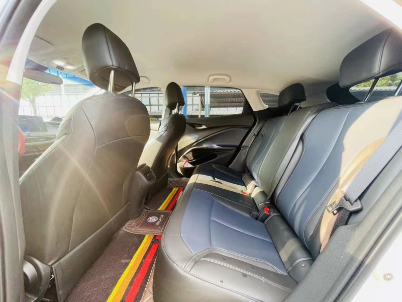 东莞23年别克微蓝5