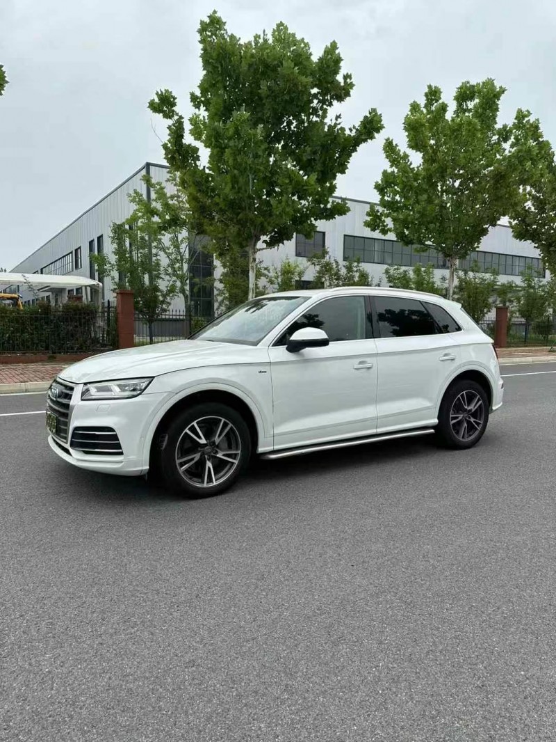 宿迁18年奥迪Q52