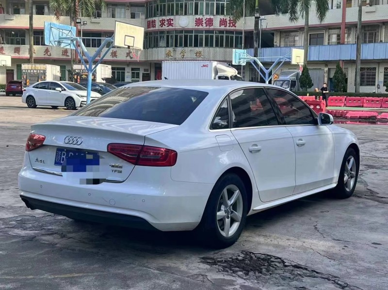 茂名14年奥迪A4L7
