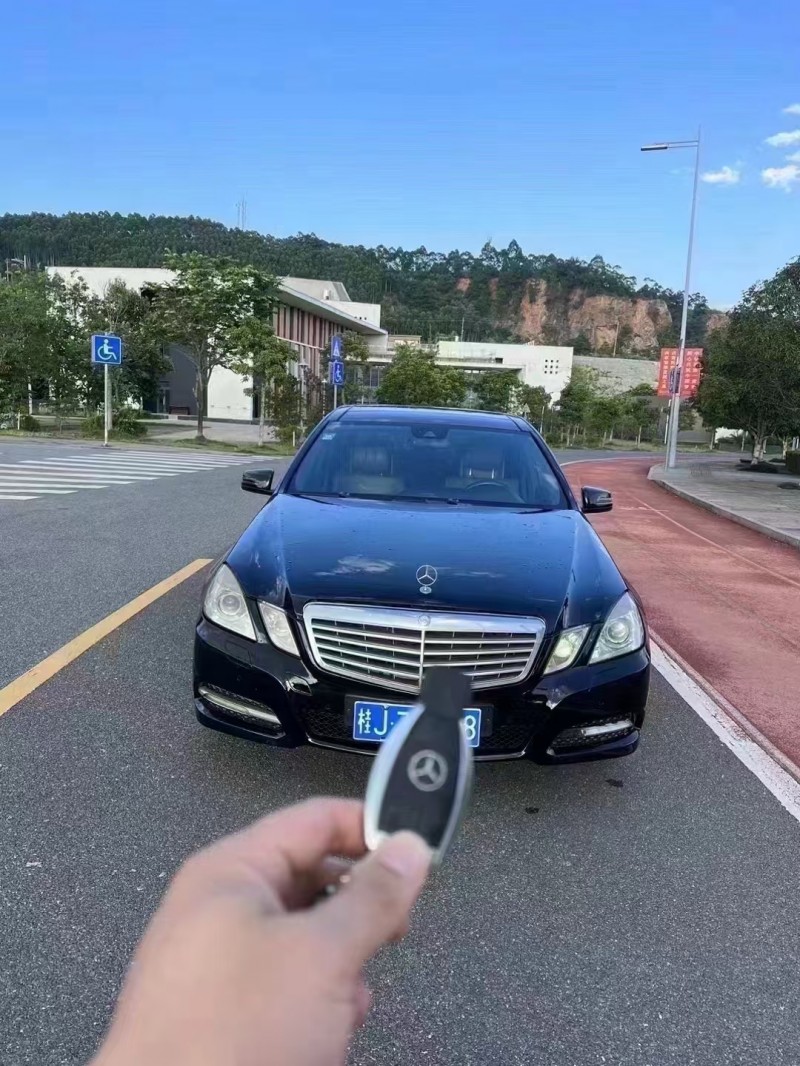 桂林13年奔馳E1
