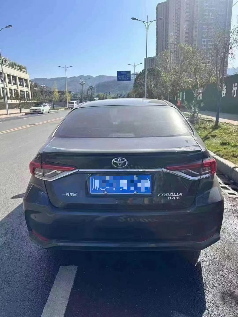 成都21年丰田卡罗拉4