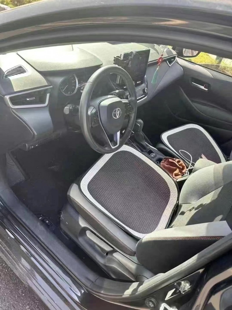 成都21年丰田卡罗拉7