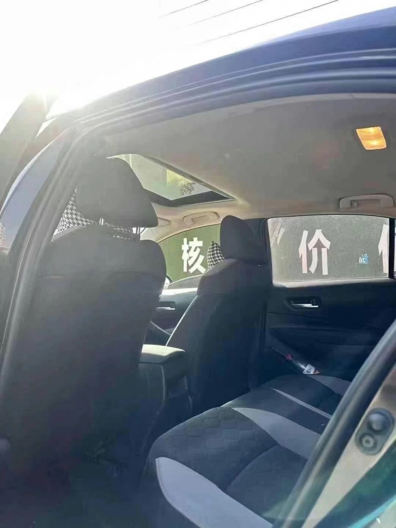 成都21年丰田卡罗拉9