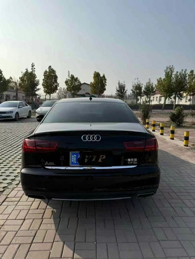 泰安16年奧迪A6L9