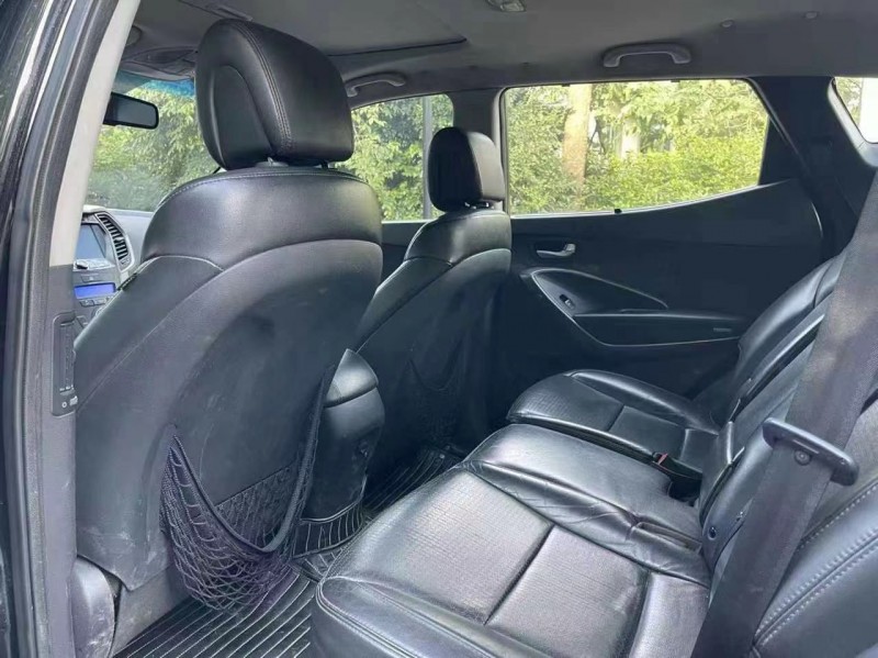 益阳13年现代新胜达7